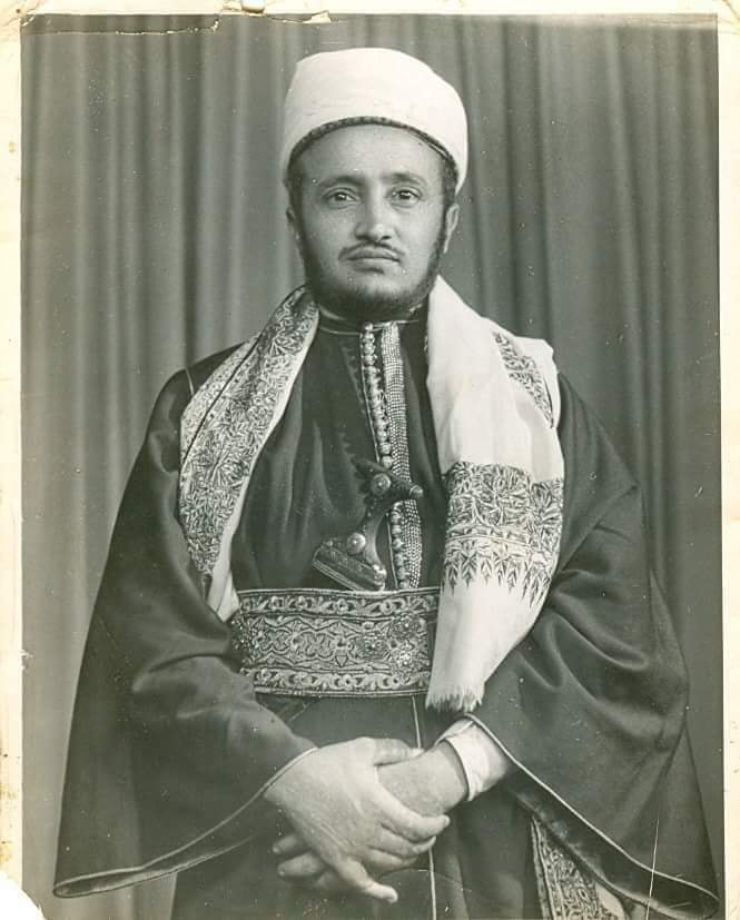 محمد محمود الزبيري